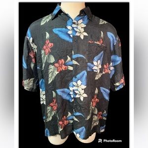 Penta Club Short Sleeve Button Up Shirt Men’s XL